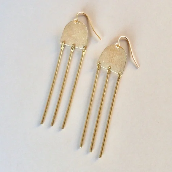 NEW Gold Finished Earrings - Picture 4 of 6
